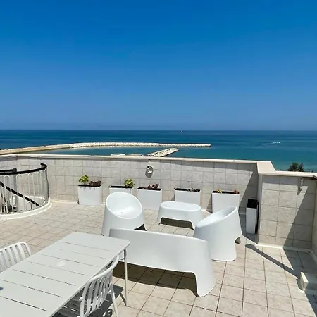 & Solarium * Μπάρι